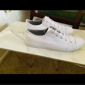 Men’s Converse (11) Chuck Taylor All star